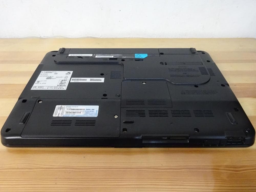 富士通 ノートパソコン LIFEBOOK AH56/H/中古特価良品