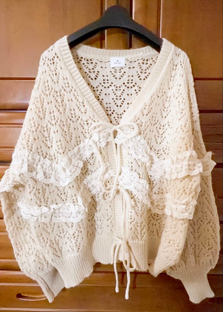 merry jenny透かし編みフリルニットカーディガン
