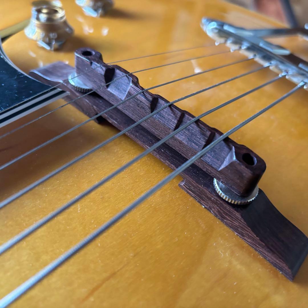 新品級2012年製Archtop Tribute AT175