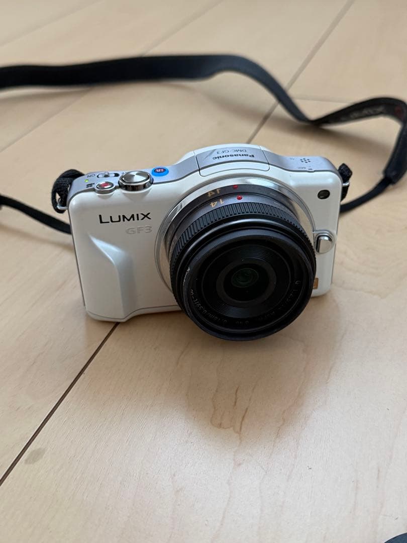 LUMIX DMC-GF3 ミラーレス一眼 Panasonic