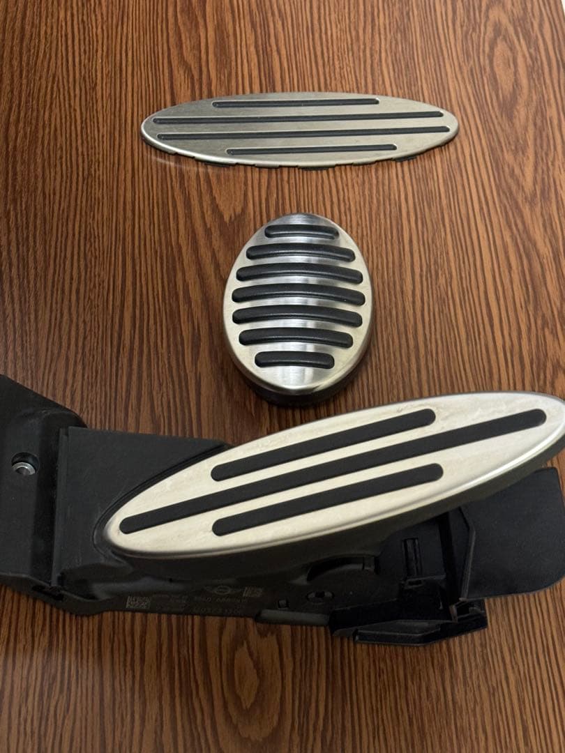 MINI F56使用　純正スポーツペダル　DCS（AT）用