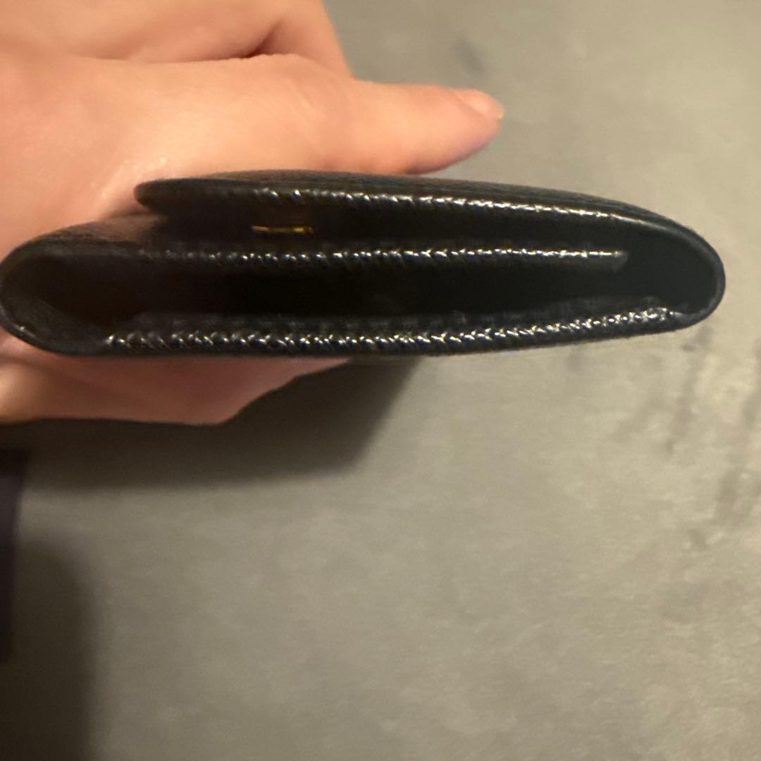値下げ不可！PRADA ブラック レザー キーケース