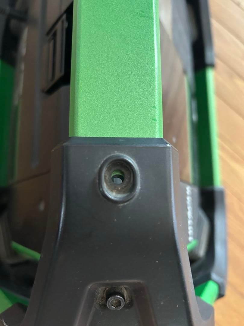 日立工機 UR18DSDL　ハイコーキ　コードレスラジオ　Bluetooth