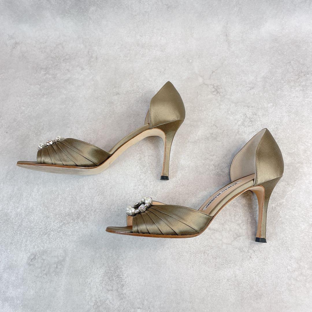 MANOLO BLAHNIK マノロブラニク　サテン　パンプス