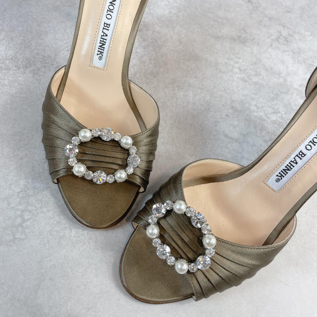 MANOLO BLAHNIK マノロブラニク　サテン　パンプス