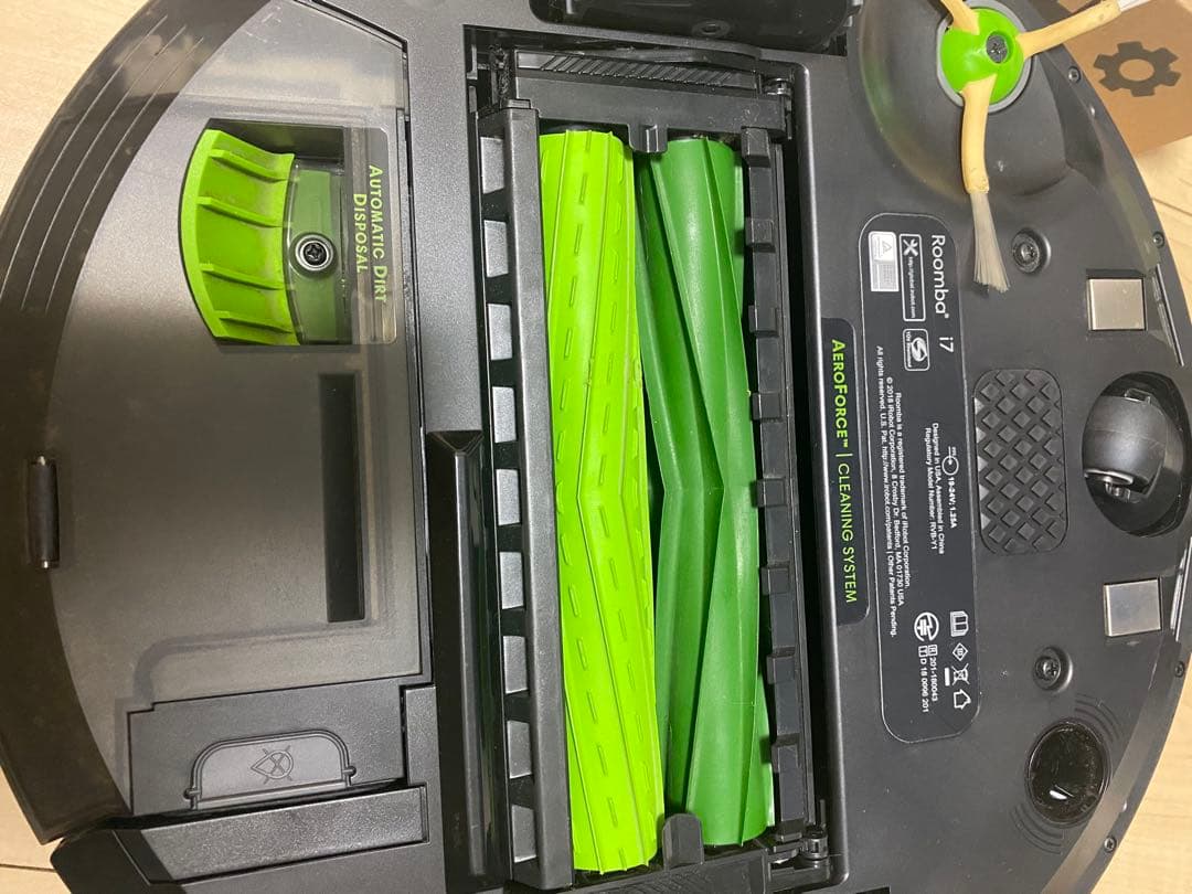 takaiRobot Roomba i7+ ロボット掃除機 本体ジャンク品