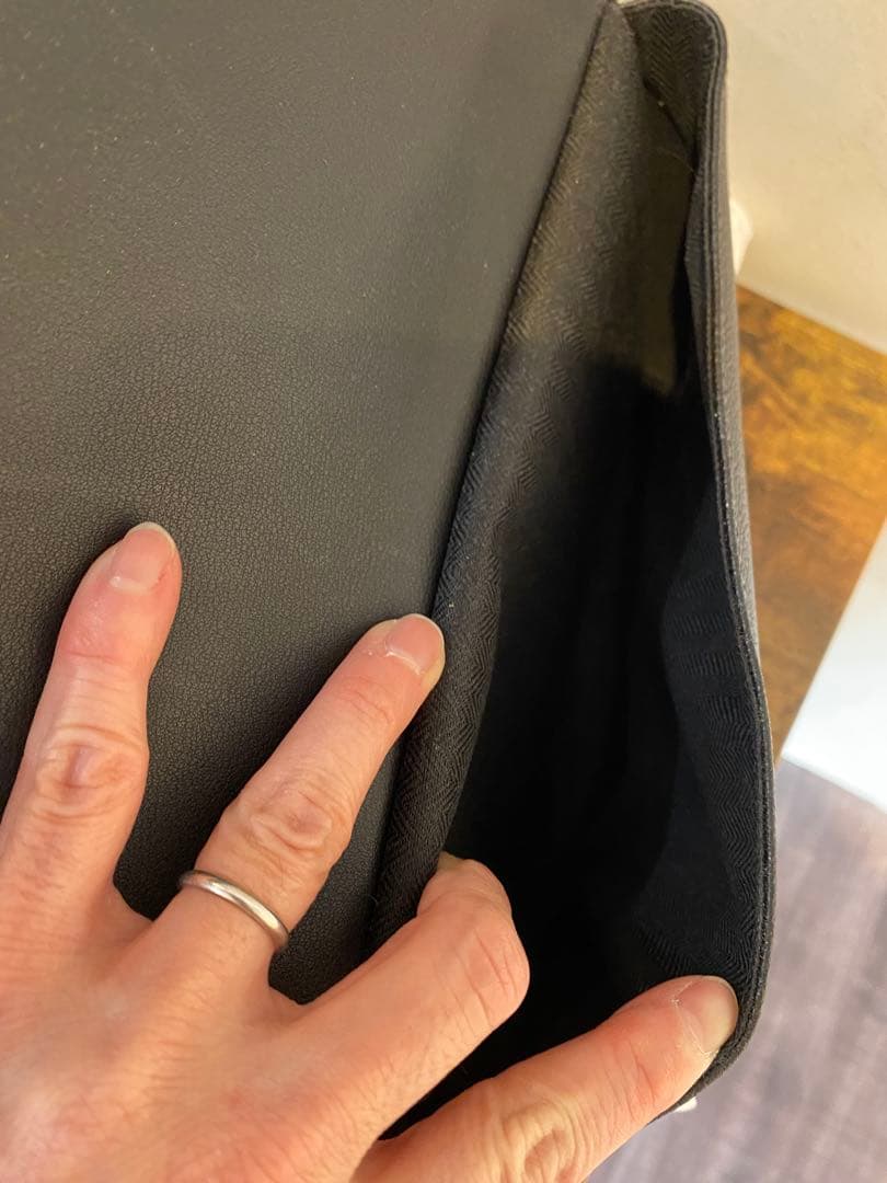 K*A様 ボディーバック　未使用　黒　ブラック　へいこう輸入