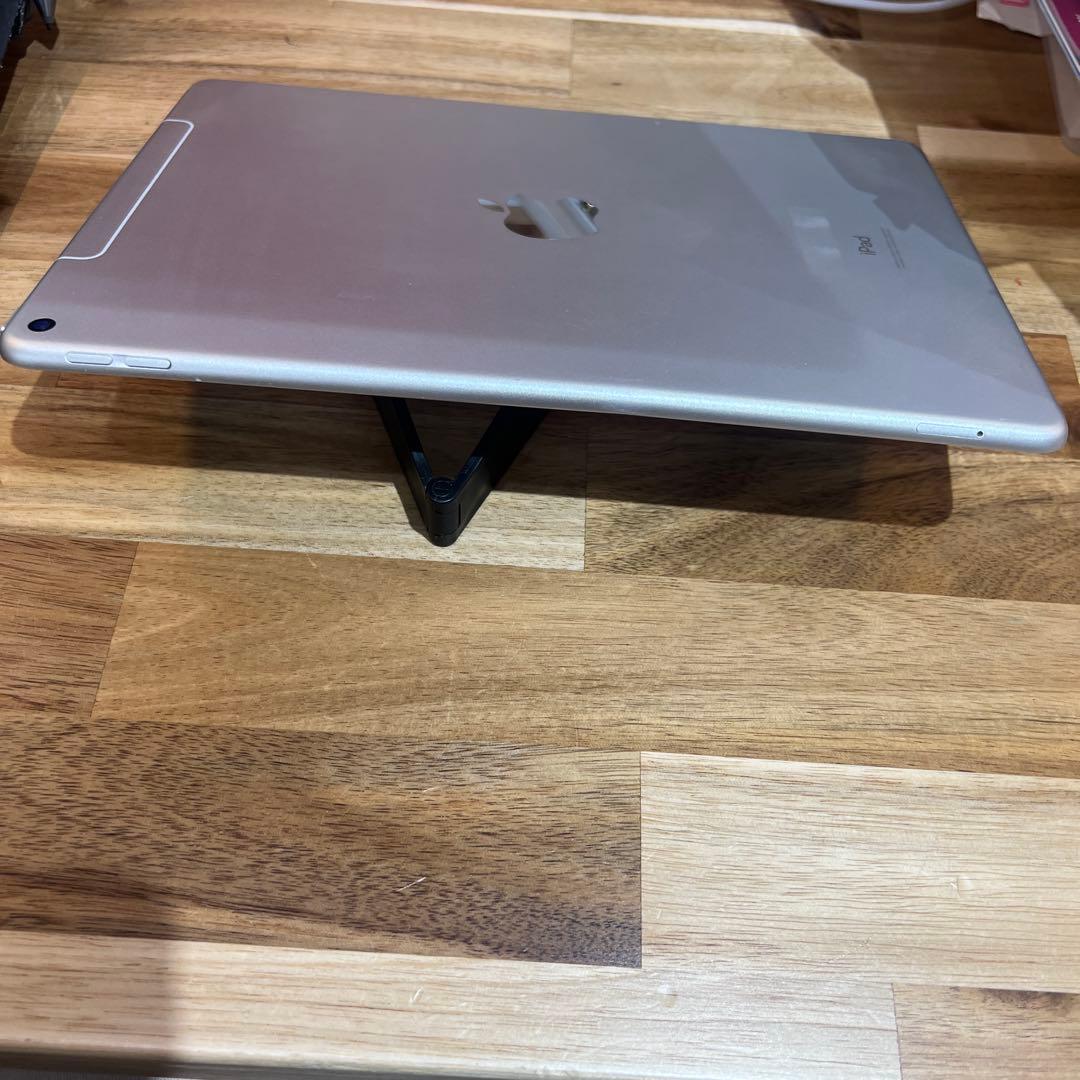 M860 SIMフリーiPad Air 3rd Gen 64GB