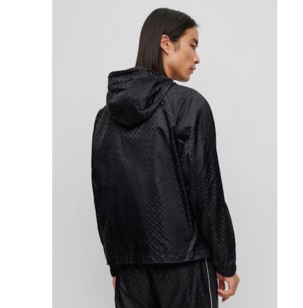 BOSS ボス　ブラック フード付きジャケット