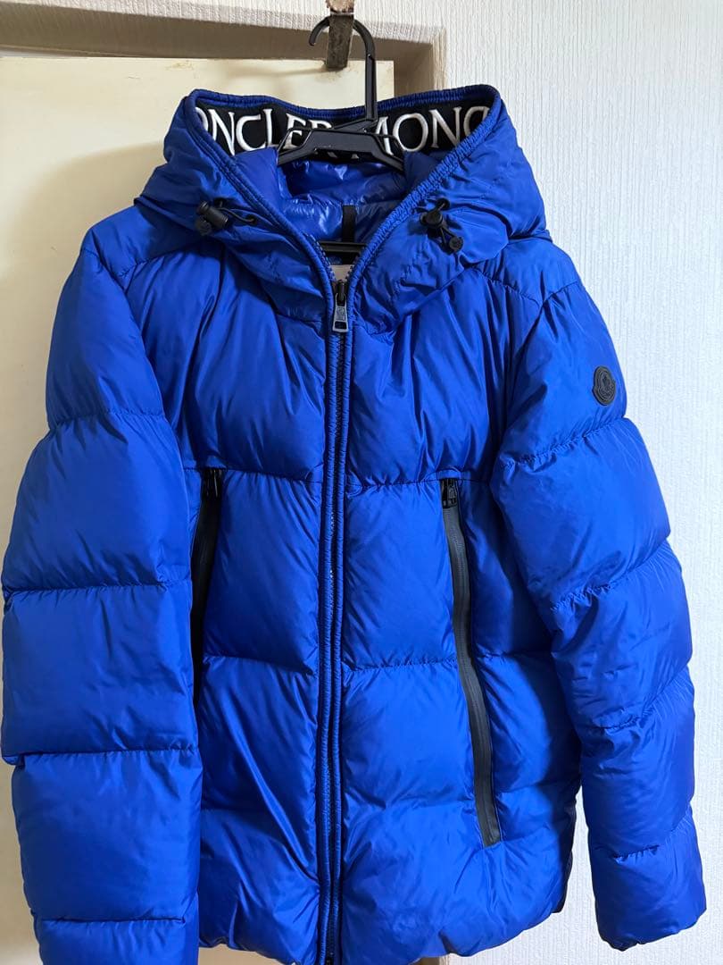 Moncler フード付きダウンジャケット 青　montcla サイズ1