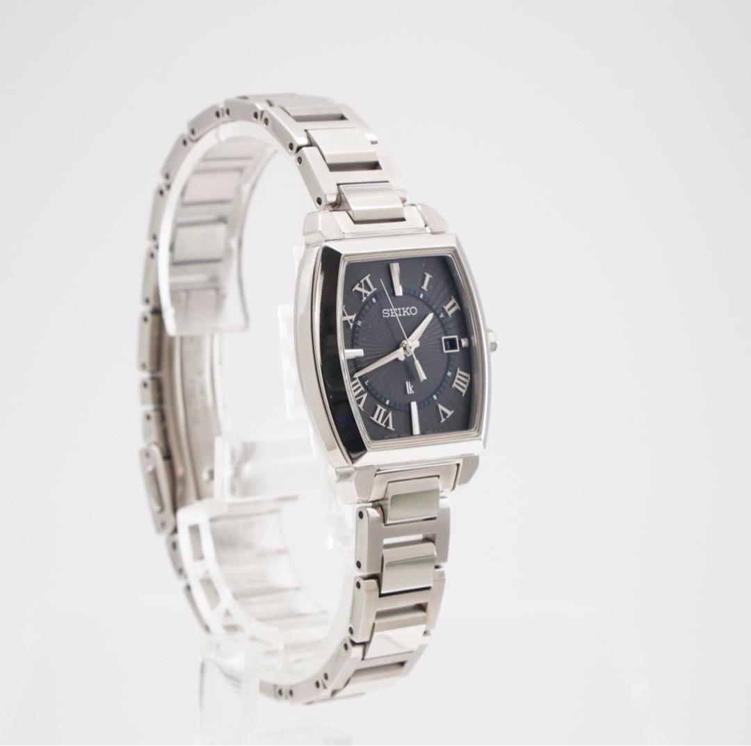 【極美品】SEIKO セイコー 腕時計 チタン 電波ソーラー 防水 ウォッチ