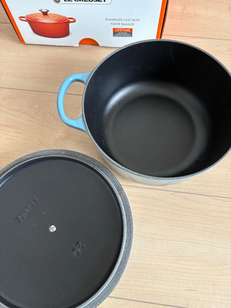 ルクルーゼ　シグニチャーココットロンド　20センチ