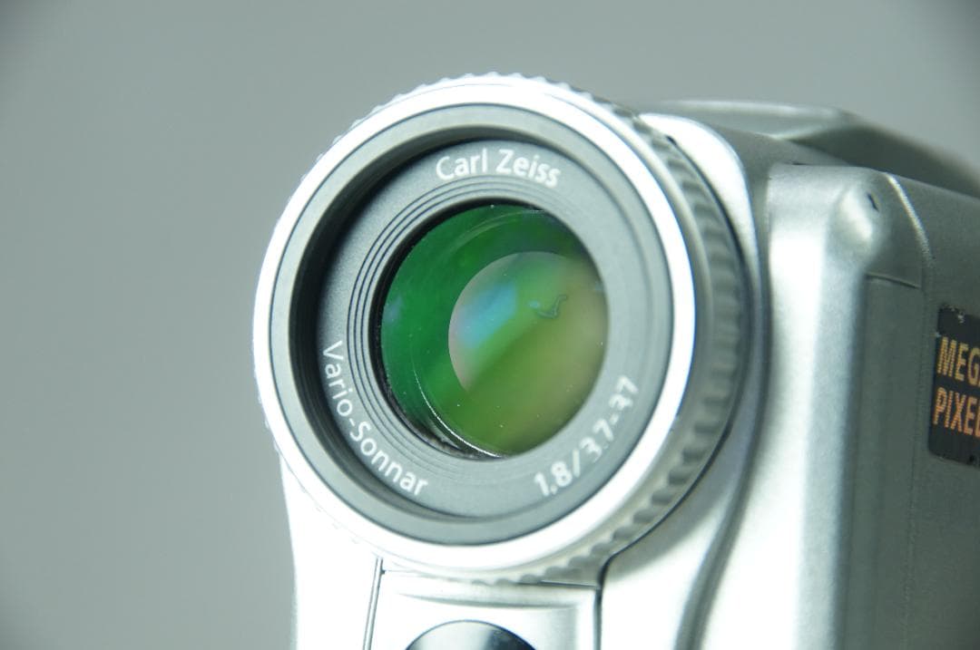 【動作確認済】SONY MiniDV 高画質 ビデオカメラ DCR-PC101