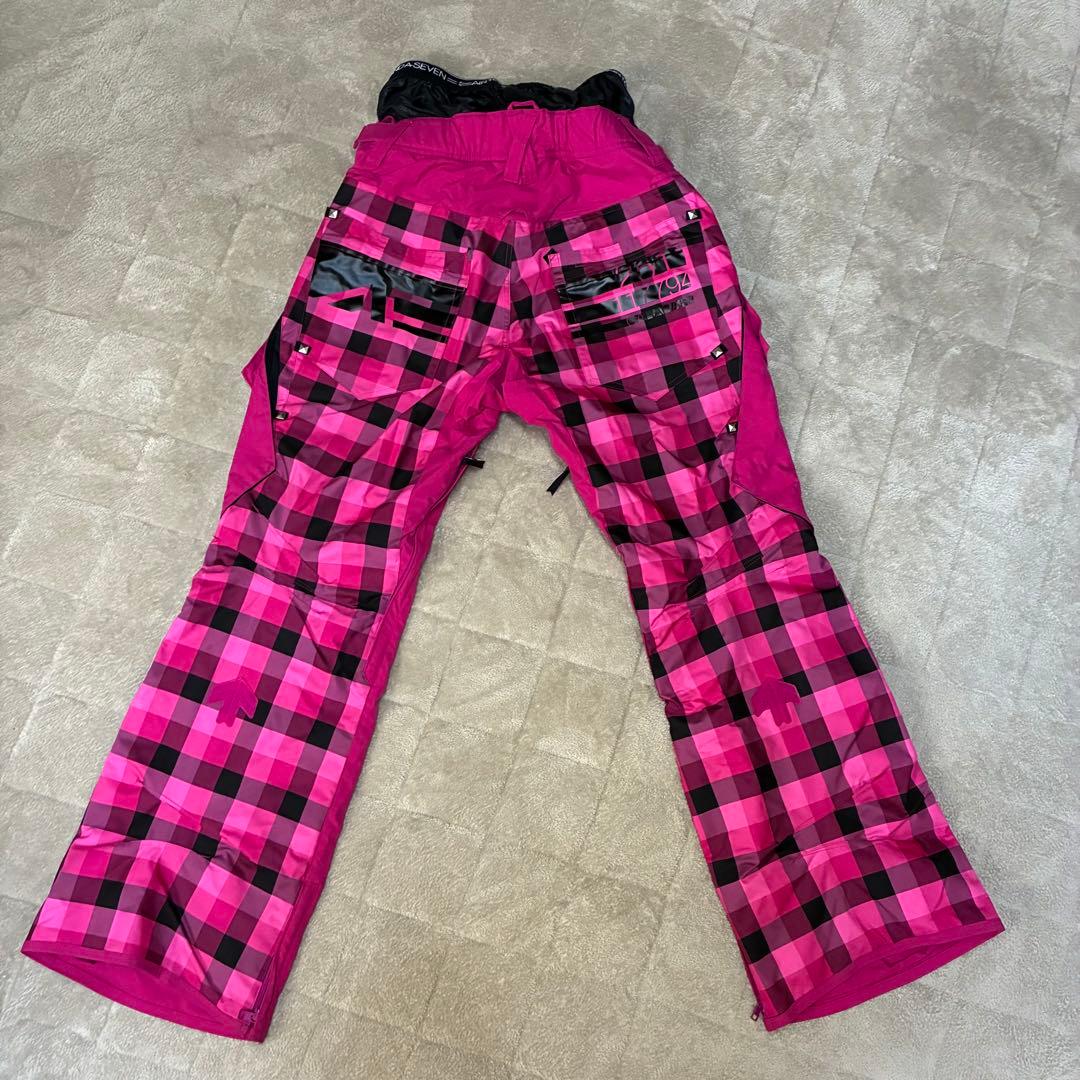 DESCENTE スキーウェア　Lサイズ　ピンク/ブラック　上下セット