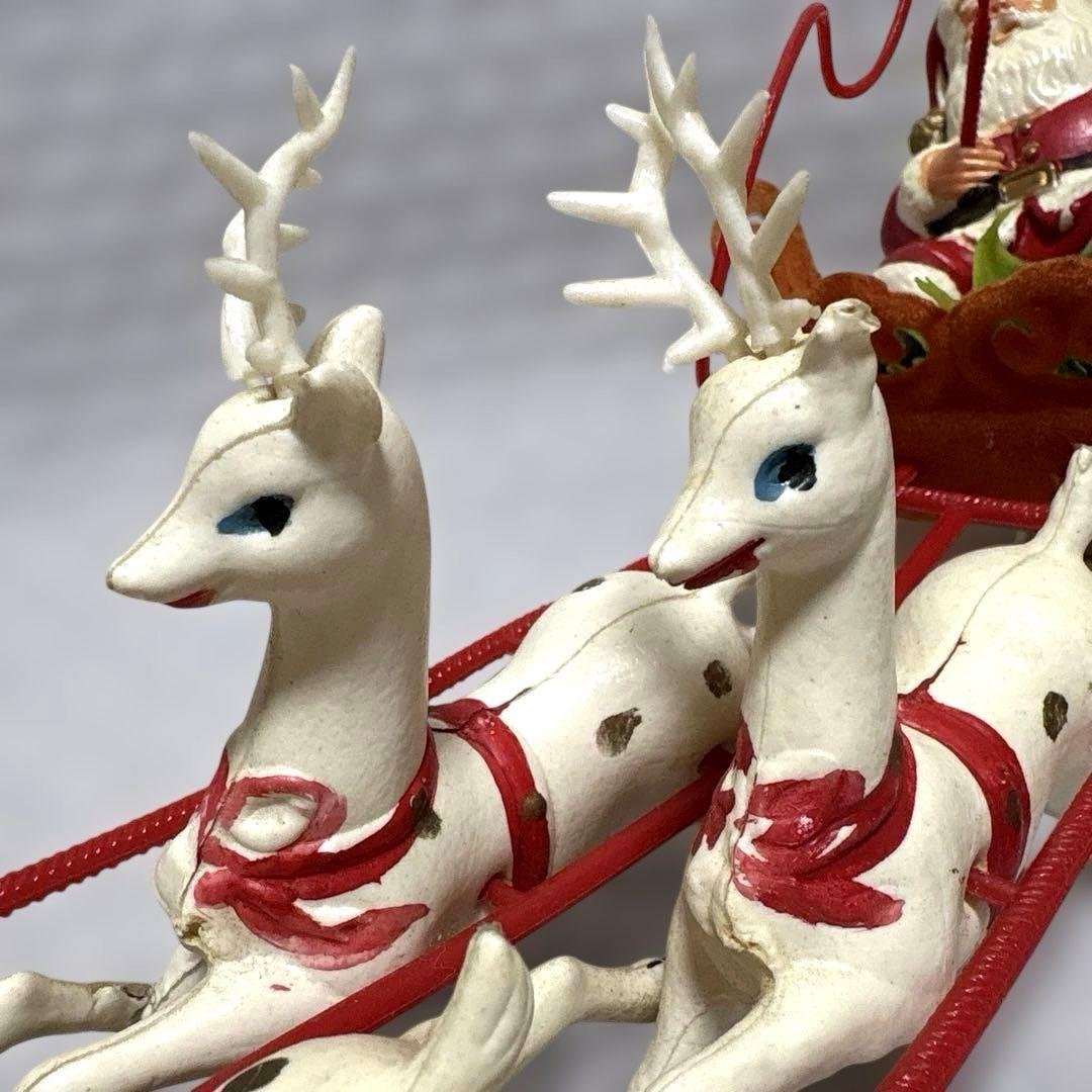 ヴィンテージXmasサンタクロースとトナカイのソリ