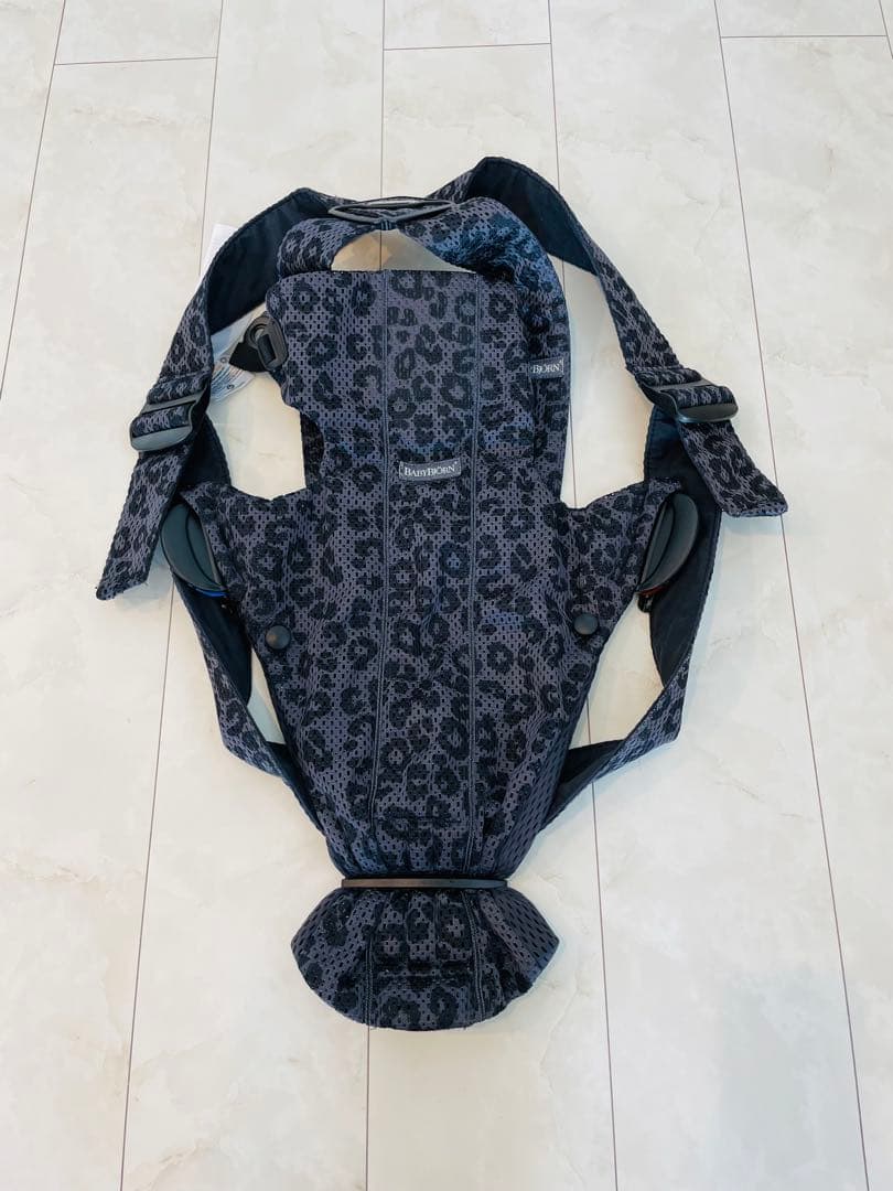 BABYBJÖRN 抱っこ紐 レオパード柄 グレー