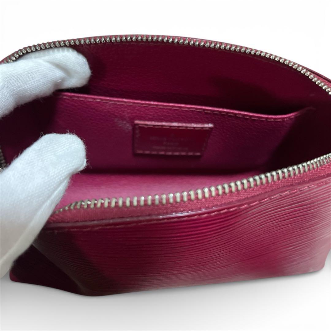 【美品】ルイヴィトン LV エピ ポーチ ボルドー レザー 箱有り ポシェット