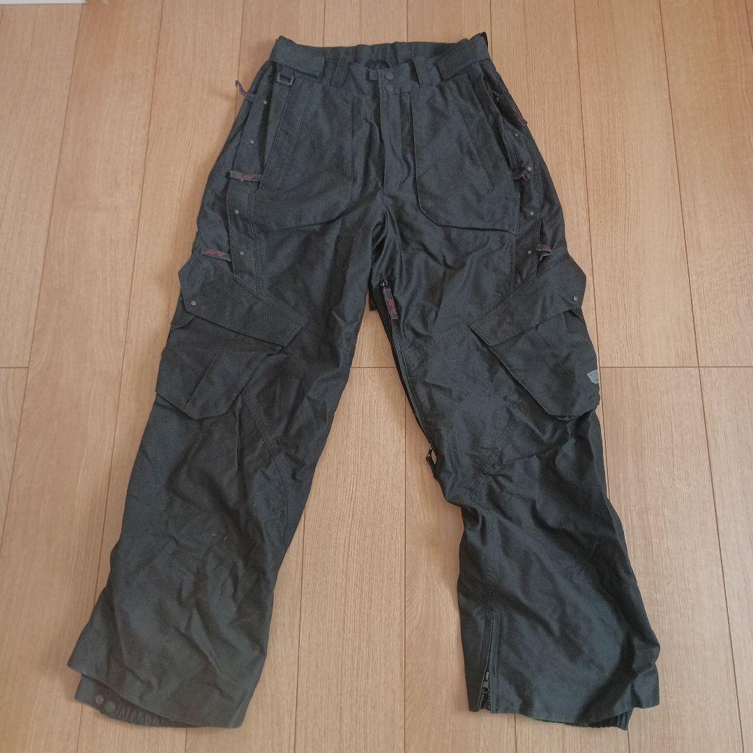 241 スノーボードウェア ジャケットとパンツセット Oサイズ