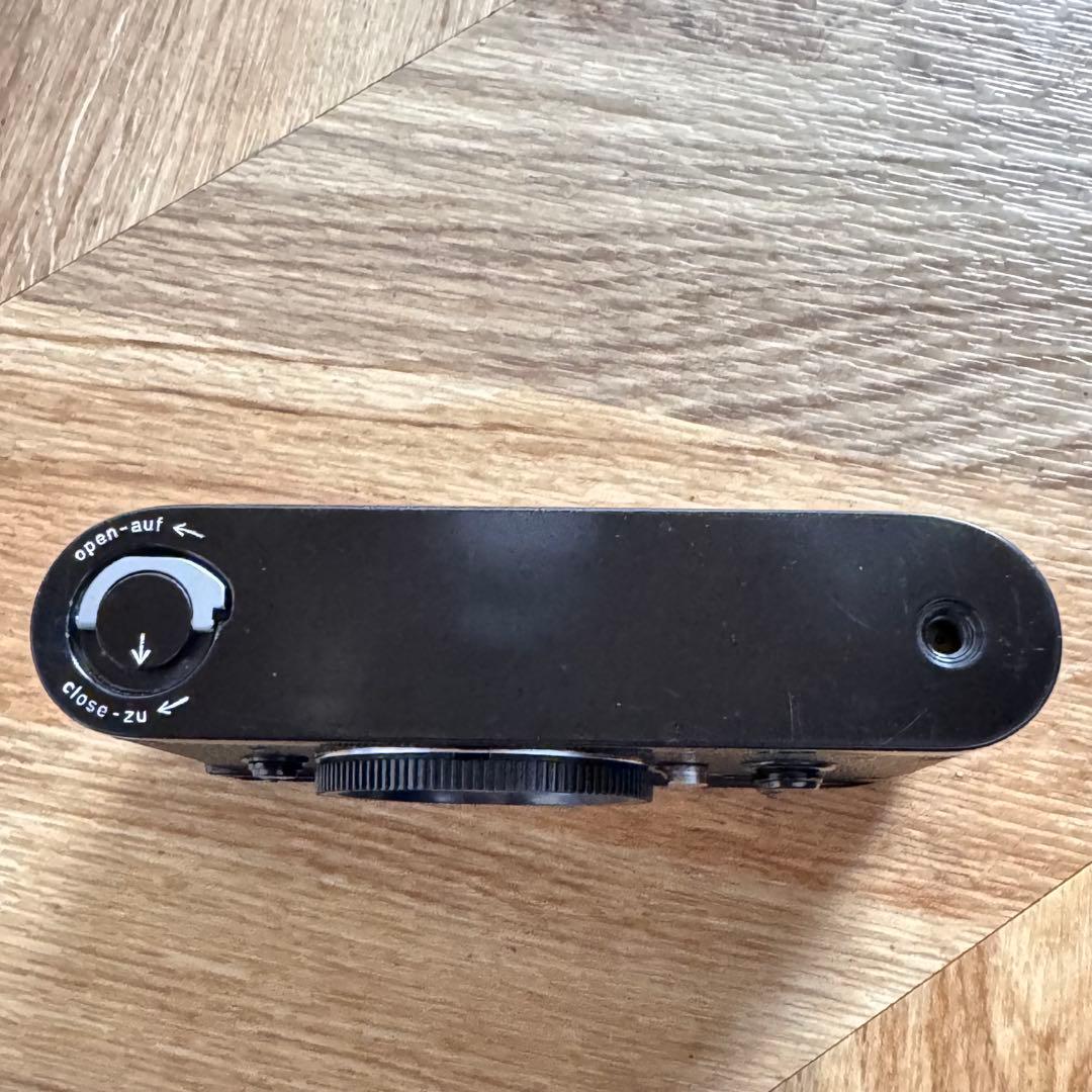 フィルムカメラ Leica M2 Glossy Black Repaint