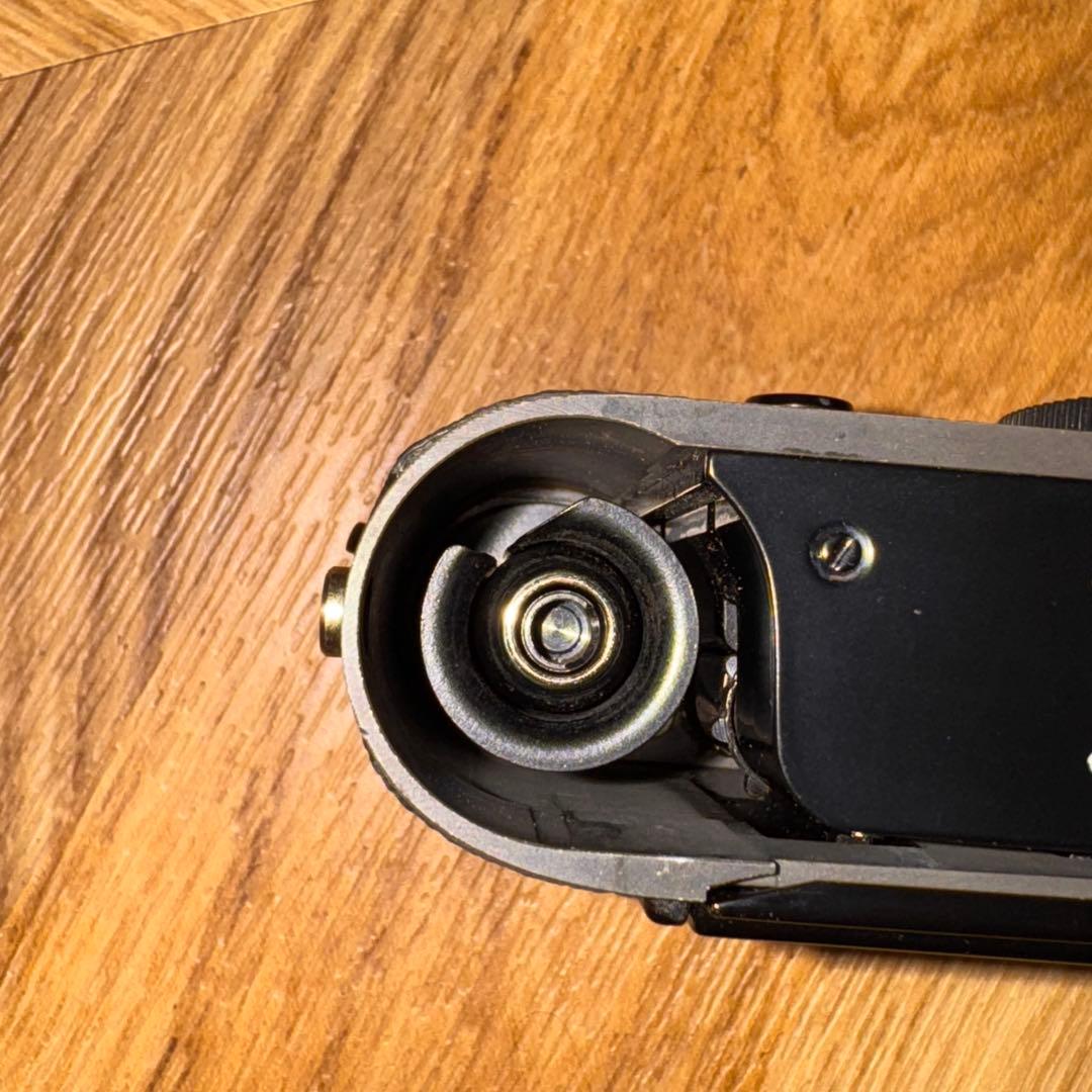 フィルムカメラ Leica M2 Glossy Black Repaint