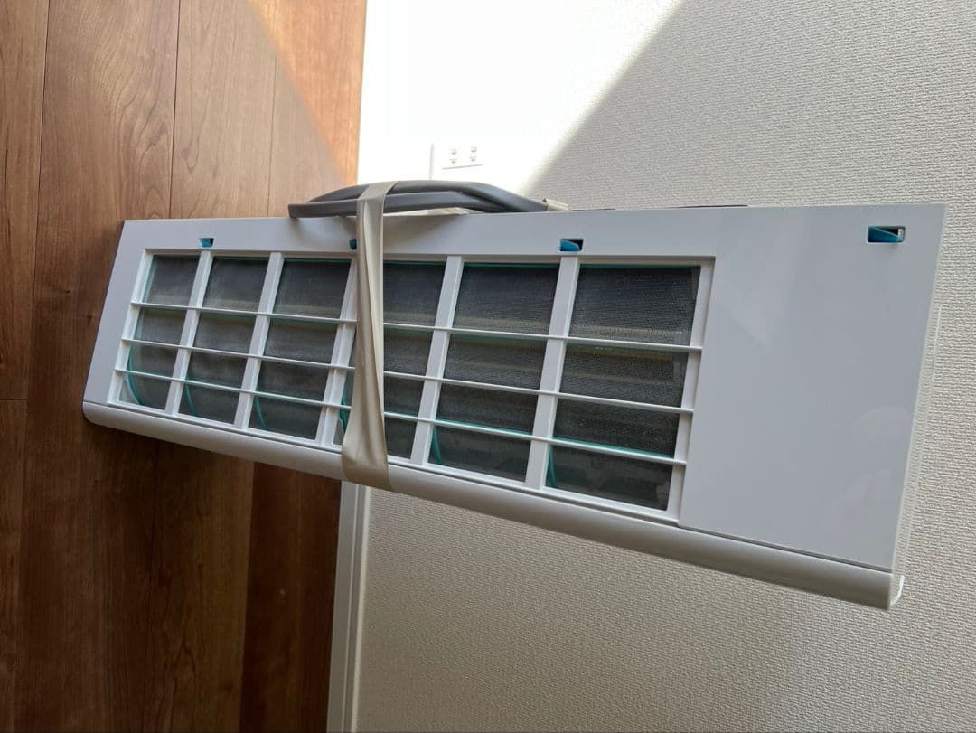 2022年製 RAS-J221M(W) エアコン本体