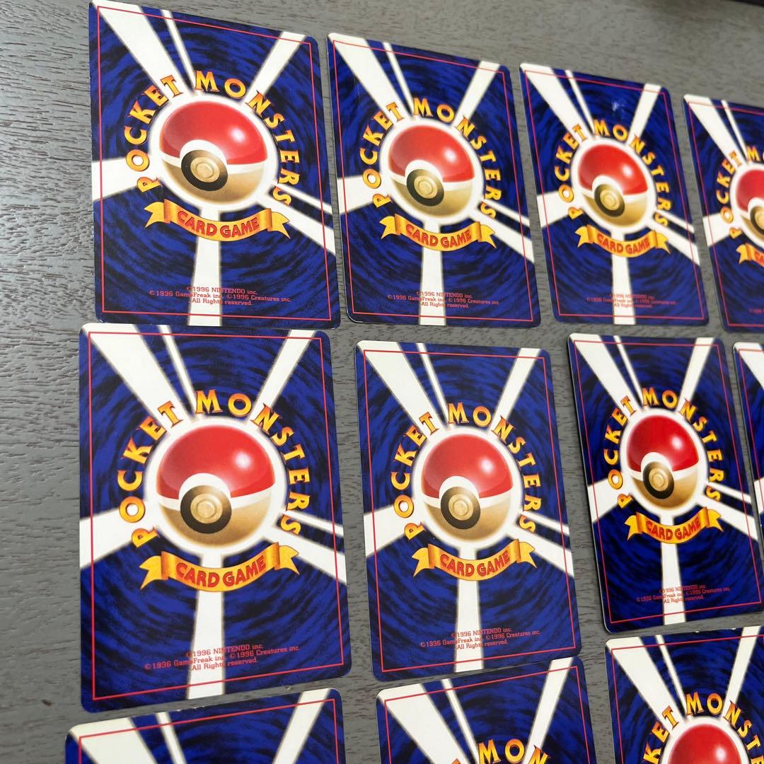 ポケモンカードセット（ピカチュウ、ライチュウ含む）