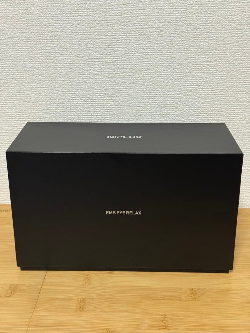 【美品】NIPLUX アイウォーマー EMS EYE RELAX