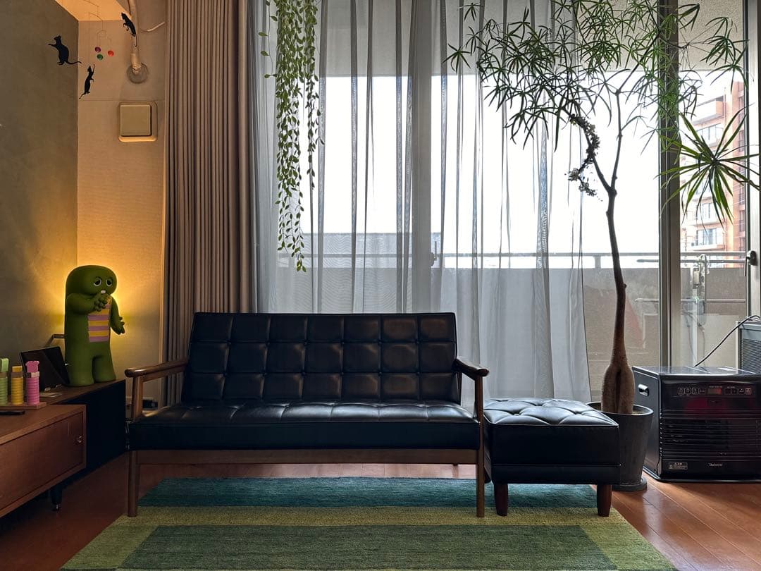 【がわしん】カリモク60 Kチェア2シーター/スタンダードブラック