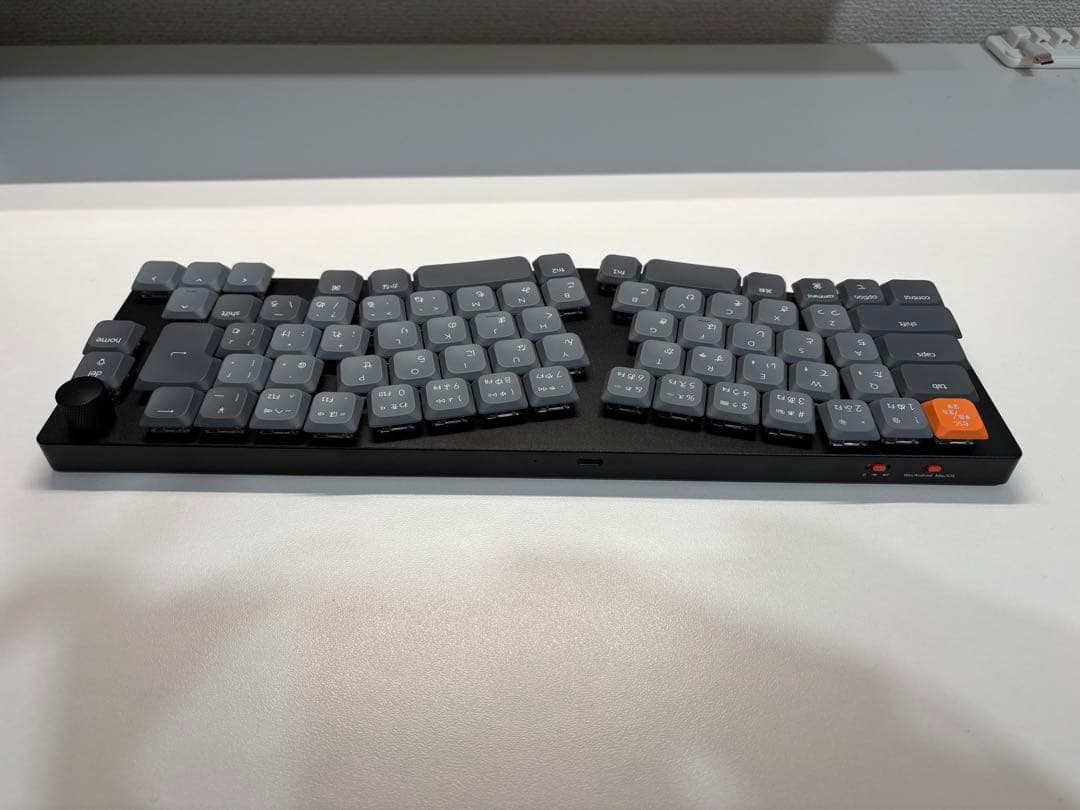 Keychron K11 Max （日本語配列） 茶軸 白いバックライト