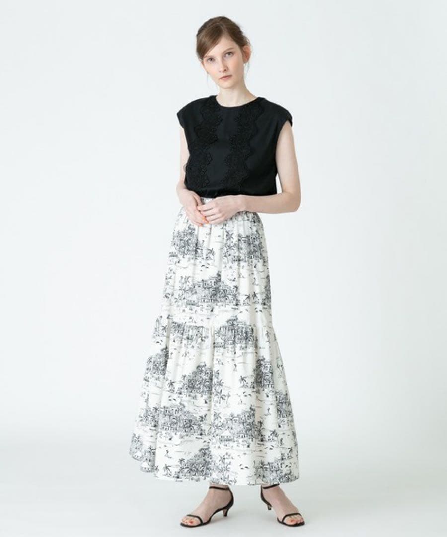 LOULOU WILLOUGHBYドローイングプリントティアードスカート