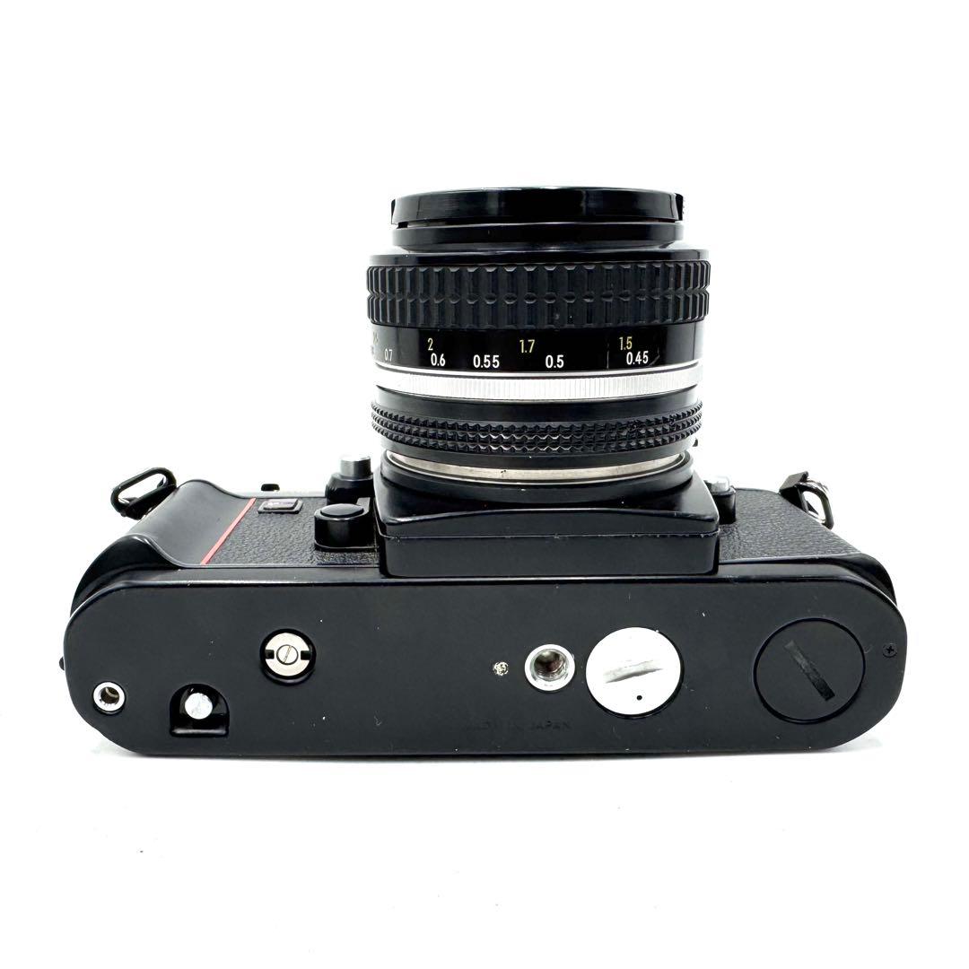 美品 Nikon F3 単焦点レンズ付き 50mm フィルムカメラ