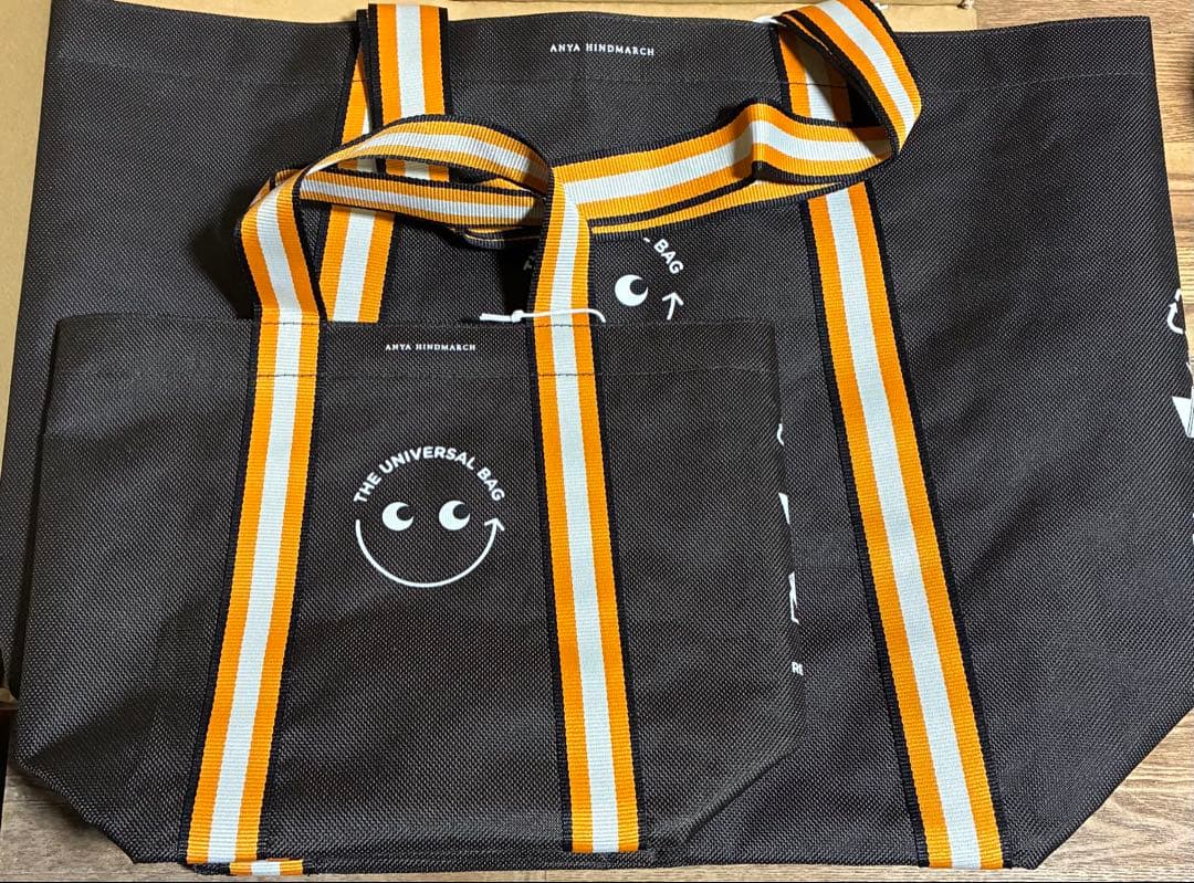 新品未使用 タグ付 アニヤハインドマーチ Universal Bag
