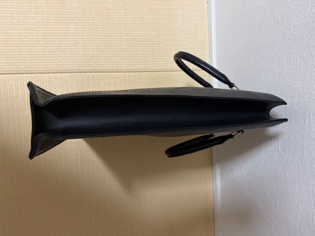 ルイヴィトン エピ サックプラ PM トートバッグ ブラック