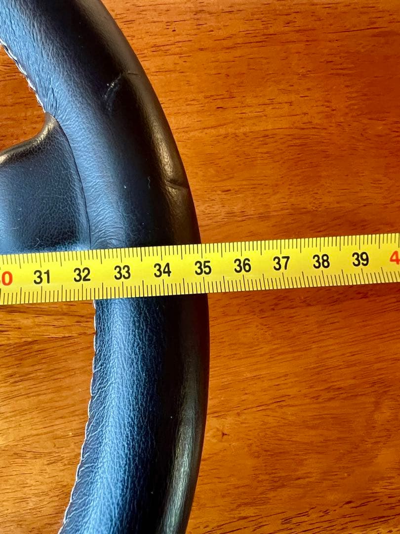 ABARTH ステアリングホイール 3本スポーク　ボス付