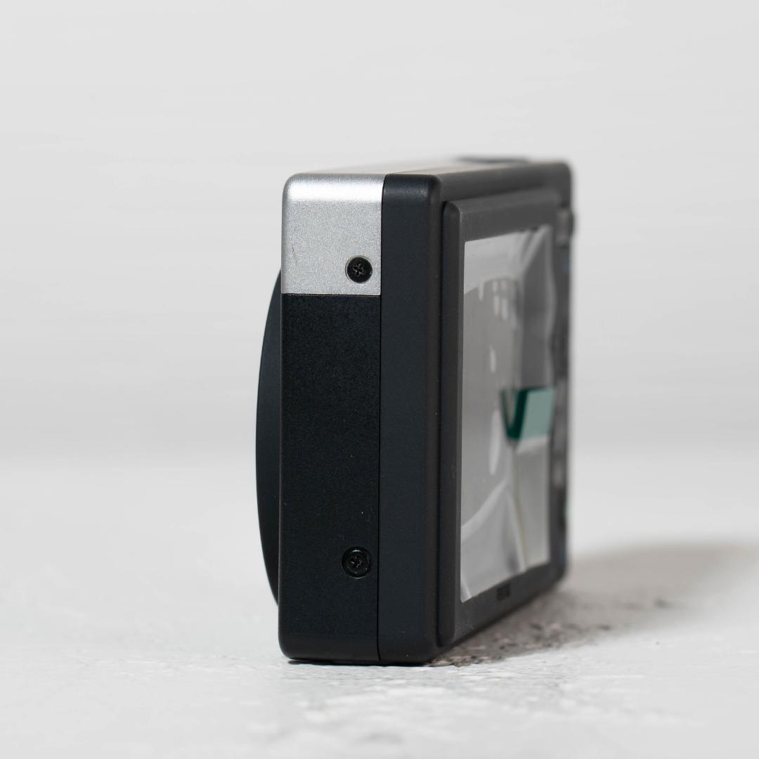 【可愛いすぎるコンデジ】PENTAX optio H90 ブラック×シルバー