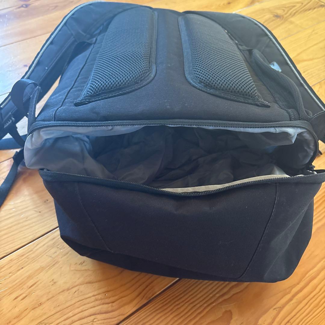 美品　アスレタ大容量リュック　50L