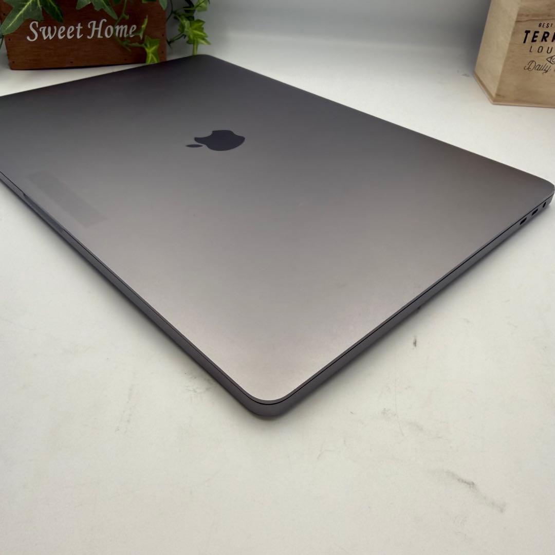 MacBook Pro 16インチ 2019 Ci9/32GB/1TB GPU