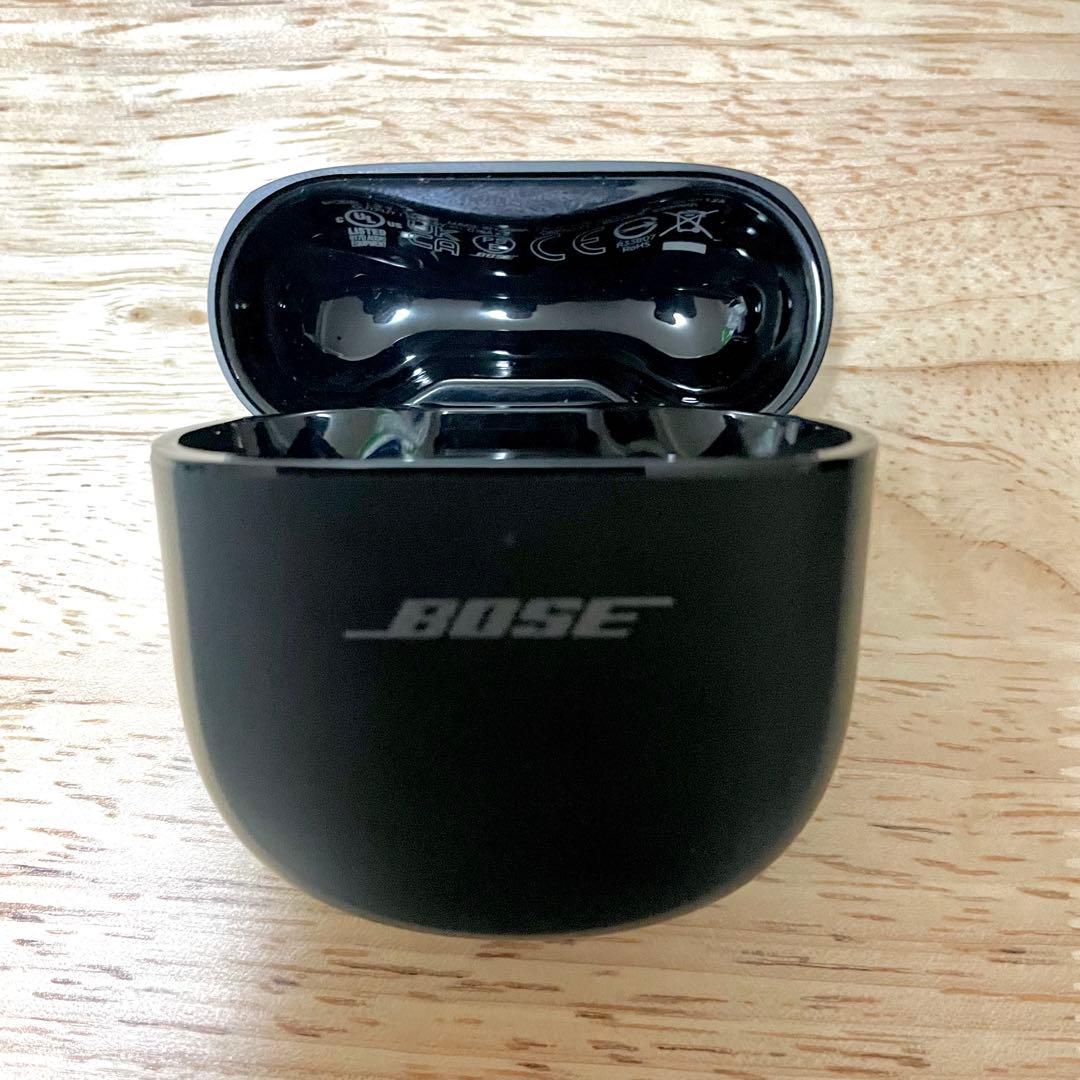 BOSE QUIETCOMFORT ULTRA EARBUDS ケース付き　美品