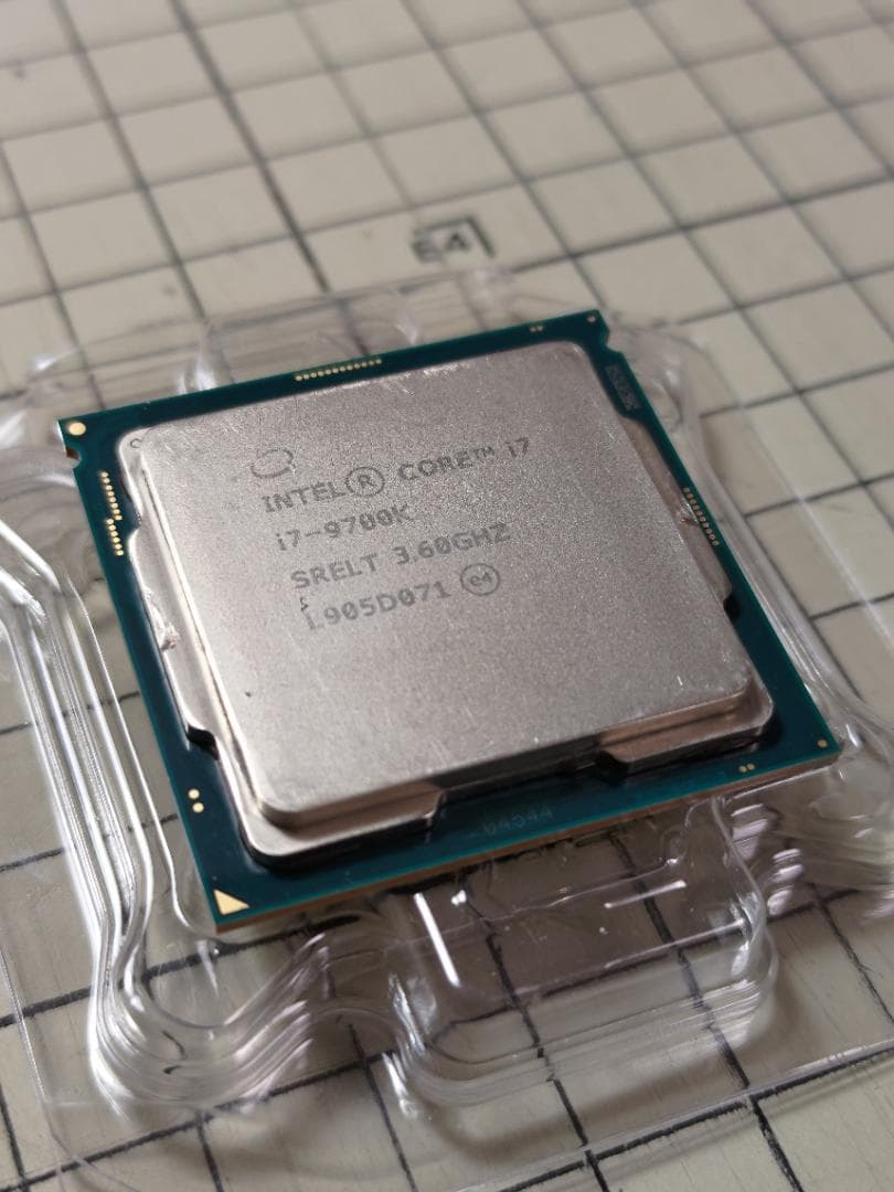 E*o様 【動作確認済】Intel Core i7-9700K 3.60GHz