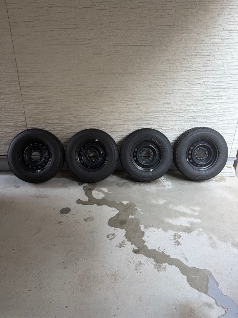 トーヨータイヤ 195-80R15 スタッドレスタイヤ 純正鉄ホイール付 4本