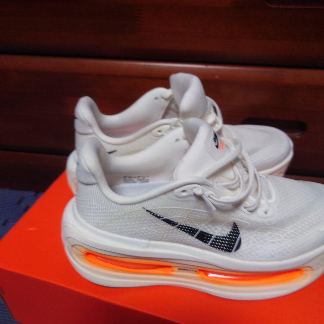 NIKE　ボメロプレミアム