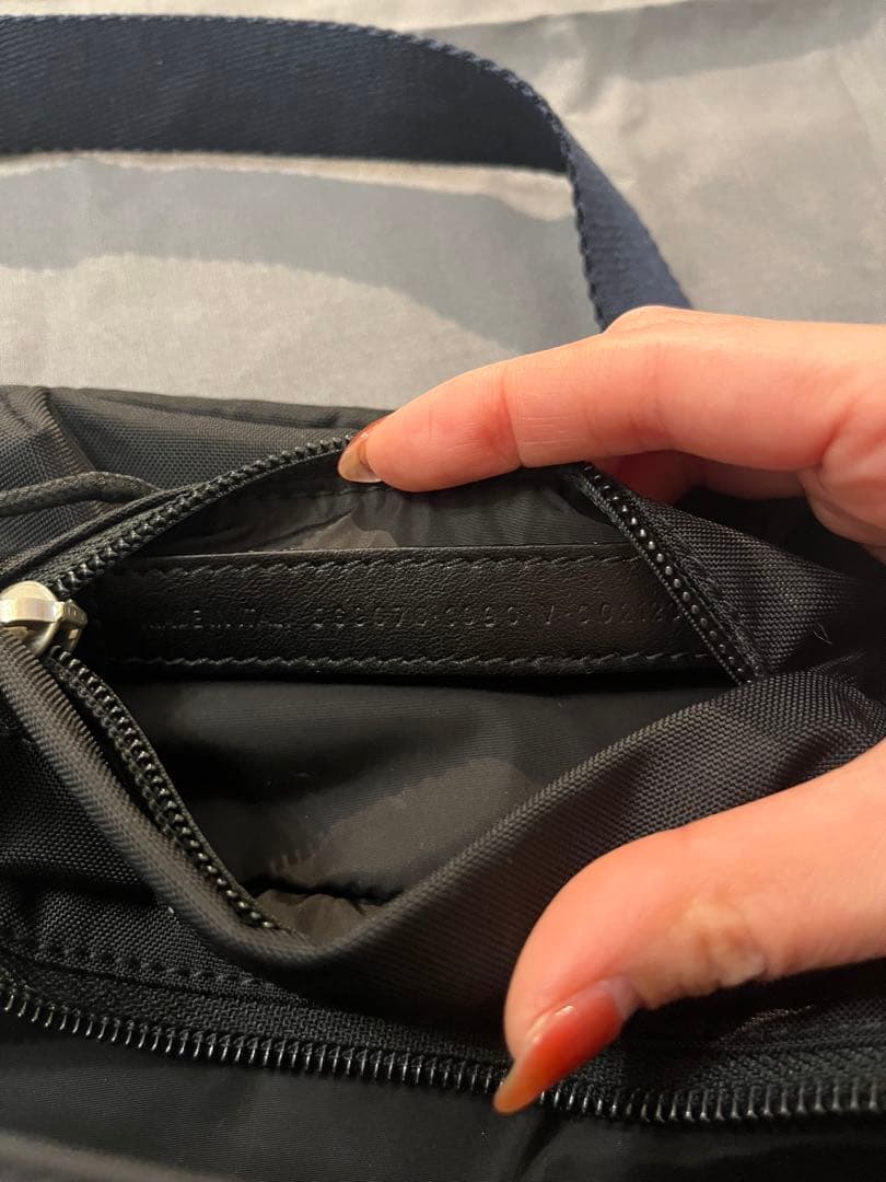 【最終値下げ】BALENCIAGA ボディバッグ