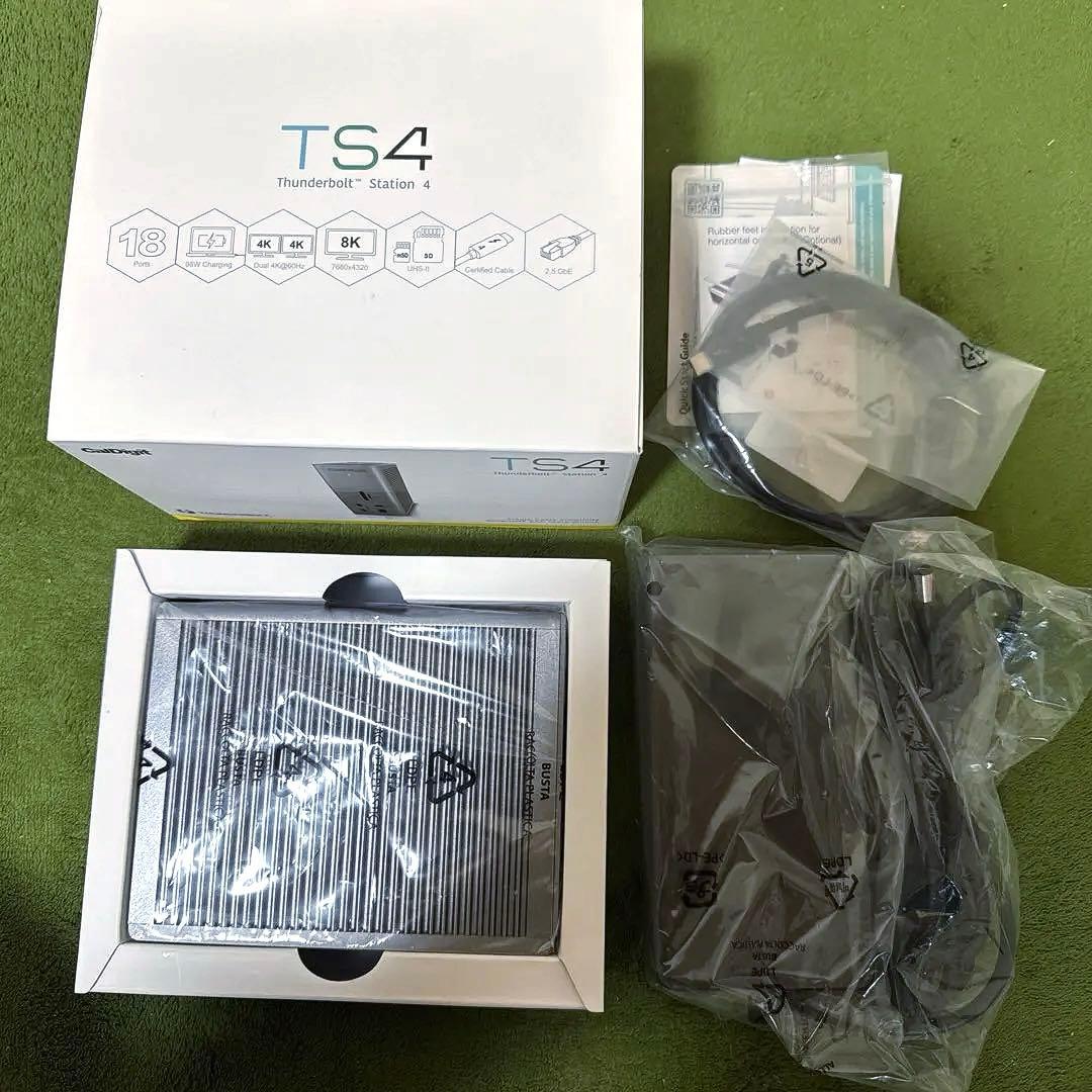 h*e様 【美品】CalDigit TS4 Thunderbolt statio