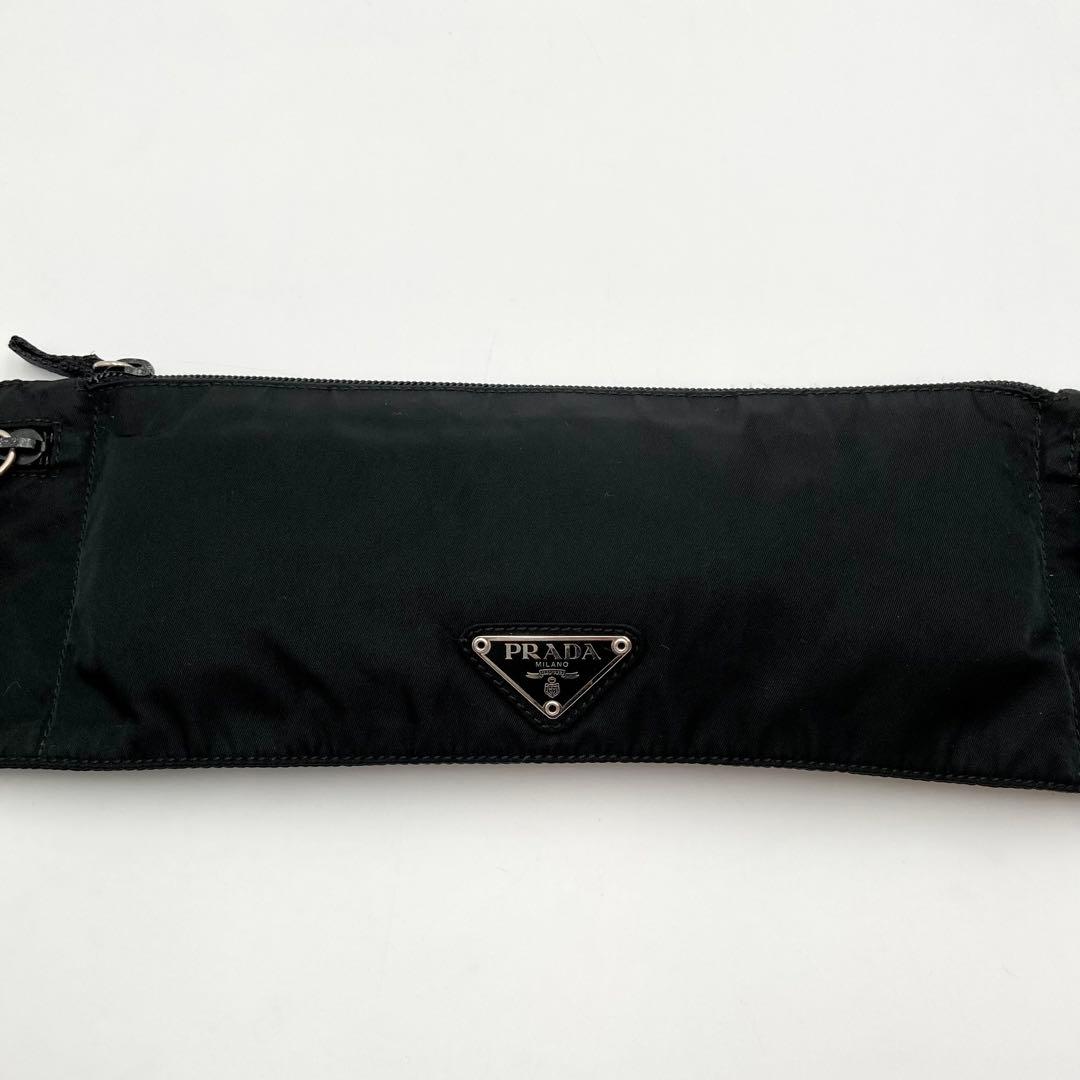 ゆう✨ PRADA ボディバッグ 黒 テスートナイロン 三角ロゴ 男女