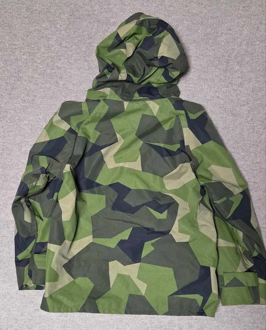 スウェーデン軍 M90 ECWCS ミリタリーパーカー Sサイズ