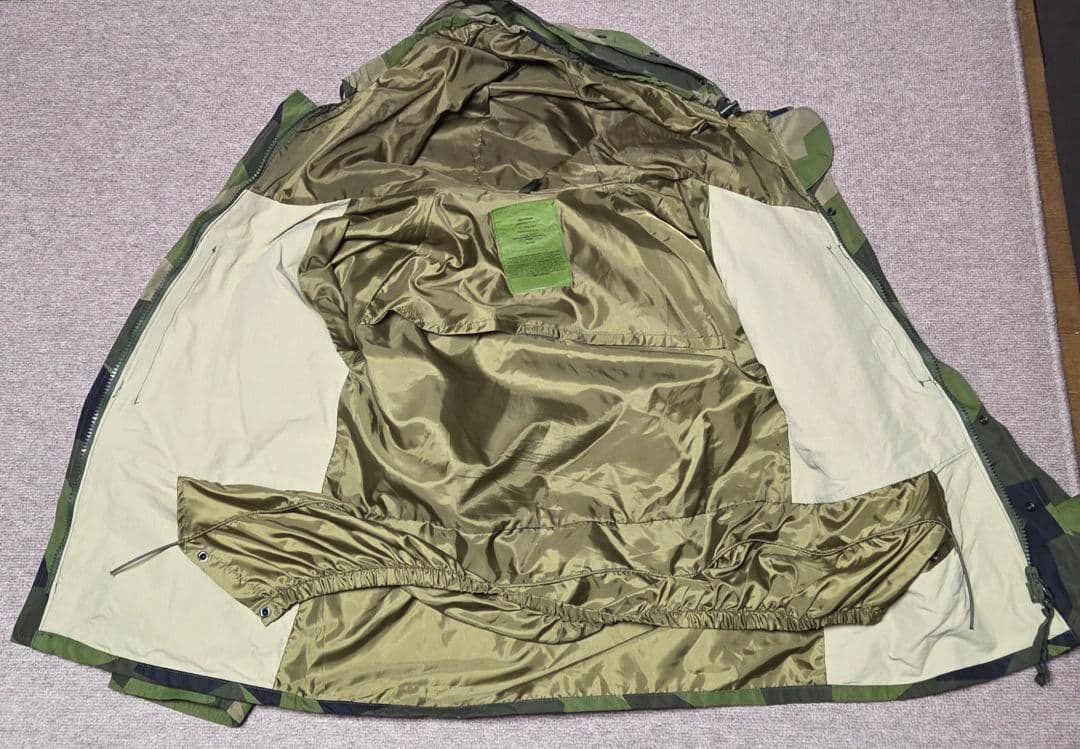 スウェーデン軍 M90 ECWCS ミリタリーパーカー Sサイズ