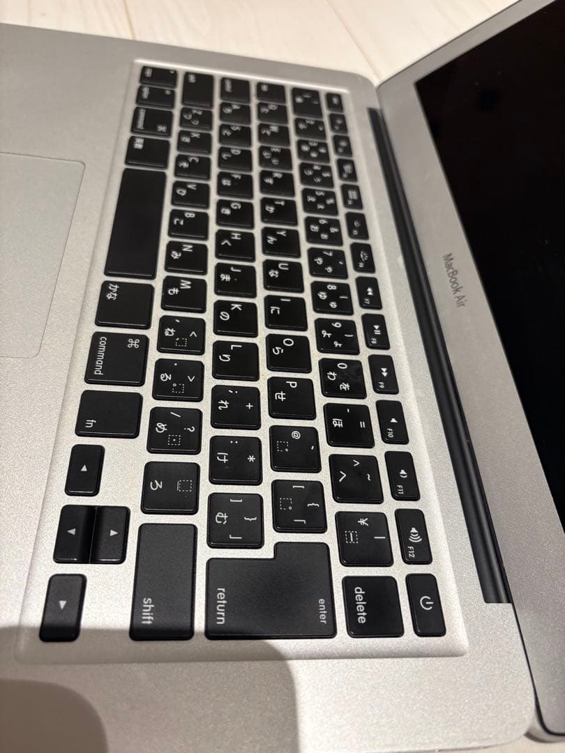 あ*い様 MacBook Air A1466