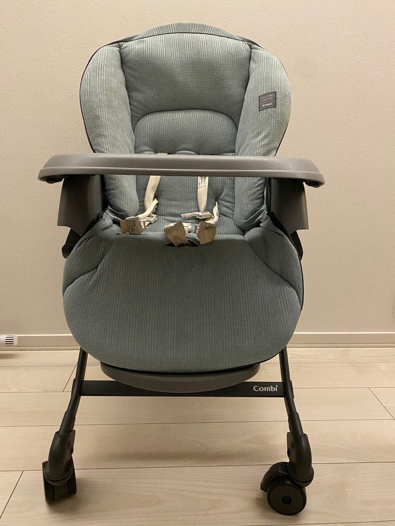 コンビ　スイングベッド&チェア