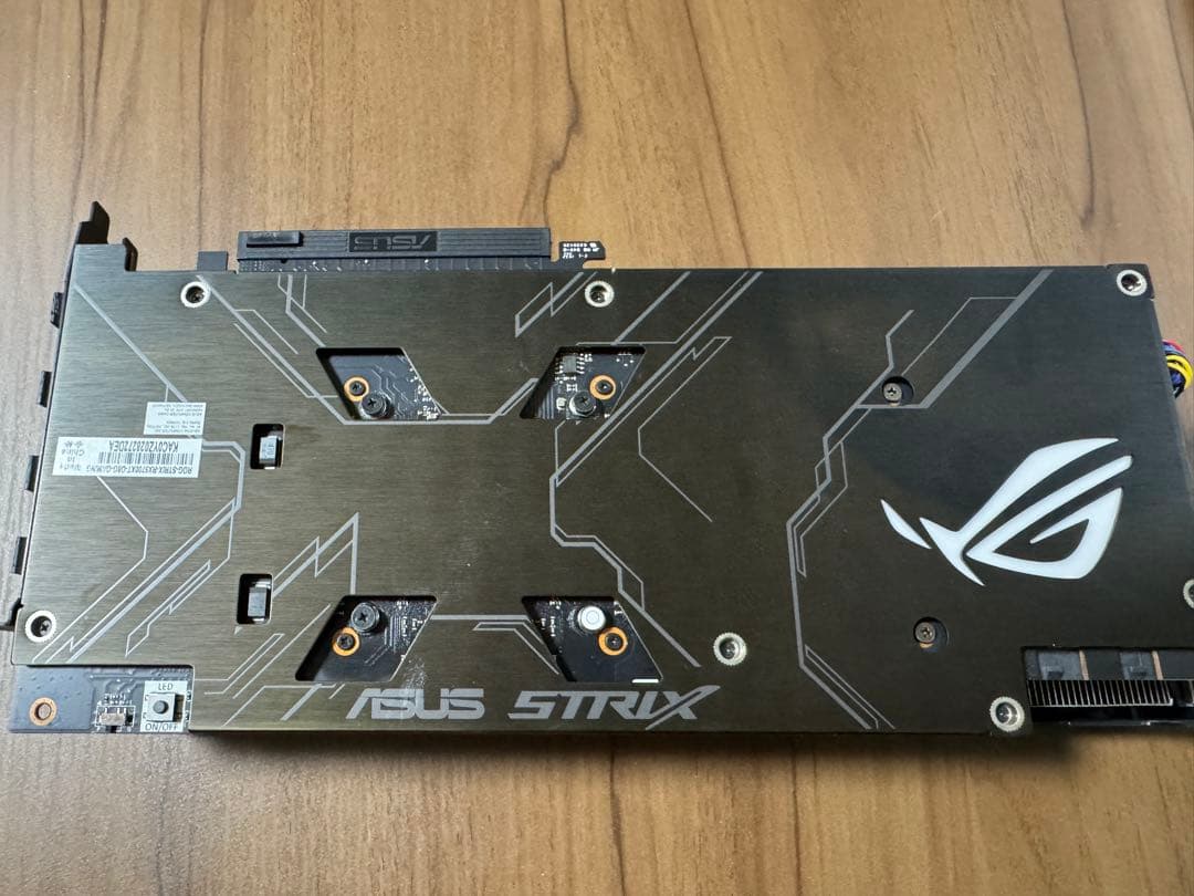 【ASUS】ROG-STRIX RX5700XT【GPU】