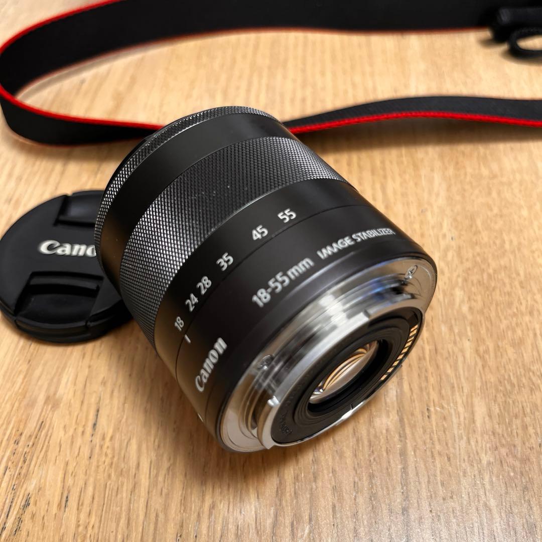 Canon EOS Kiss M BODY、18-55mmレンズ、バッテリー他